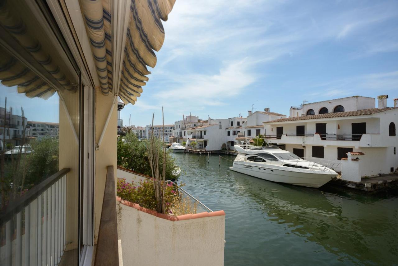 Villa Casa Cartago à Empuriabrava Extérieur photo