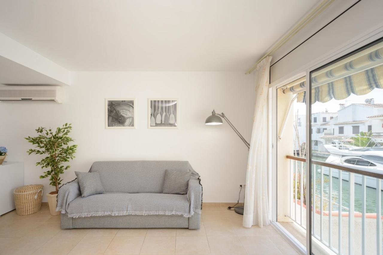 Villa Casa Cartago à Empuriabrava Extérieur photo